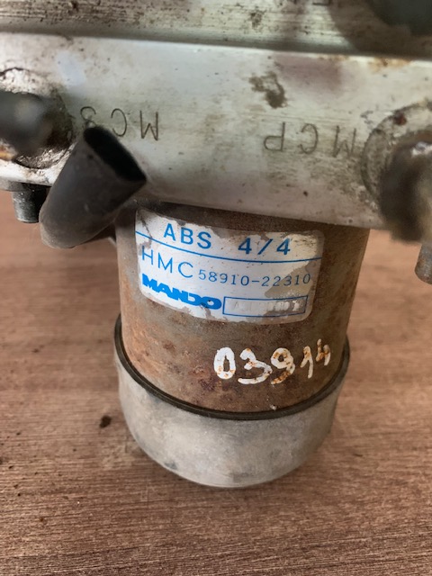 Hyundai Accent 1994-2000 Блок ABS (насос) HYUNDAI ACCENT I (1994-2000) (5891022310)