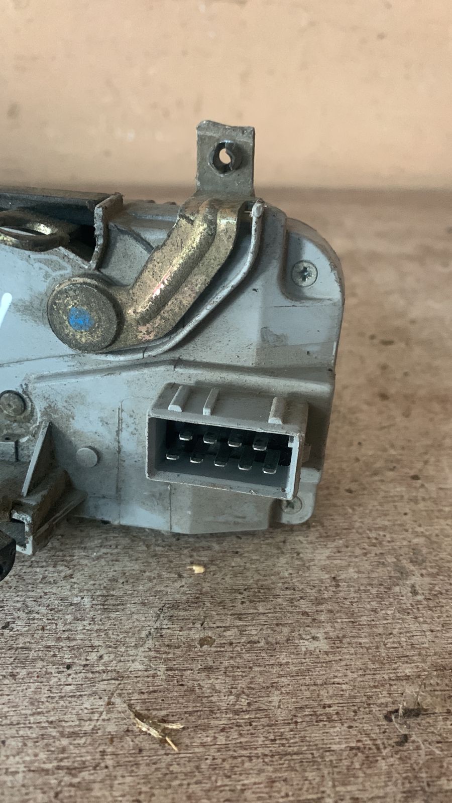 Peugeot 306 (1993-2003) Замок двери передней правой для Peugeot 306 1993-2003 9136J1 9 конт