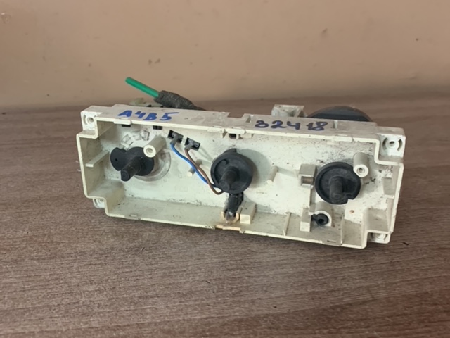 Блок управления отопителем AUDI A4 [B5] (1994-2000) 8D1819045