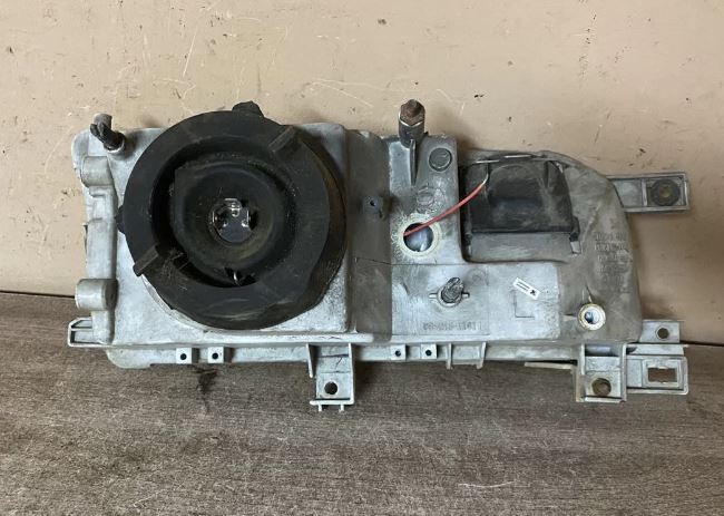 Nissan Primera P10 (1990-1996) Фара левая  для Nissan Primera P10E 1990-1996  2607570J10
