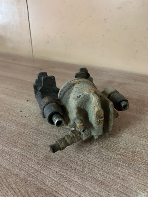 Суппорт передний правый для Ford Focus I 1998-2004 (без скобы)  1478507