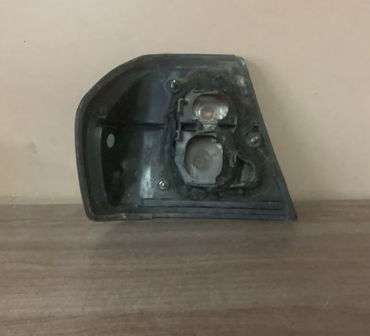 Nissan Primera P10 (1990-1996) Фонарь задний наружный правый для Nissan Primera P10E 1990-1996  B655090J00