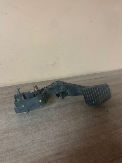 Педаль сцепления для Citroen C4 2005-2011  Peugeot 307   2127V7