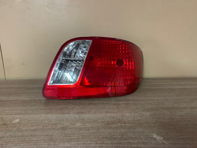 Фонарь задний правый KIA RIO (2005-2011) (sedan) TYC