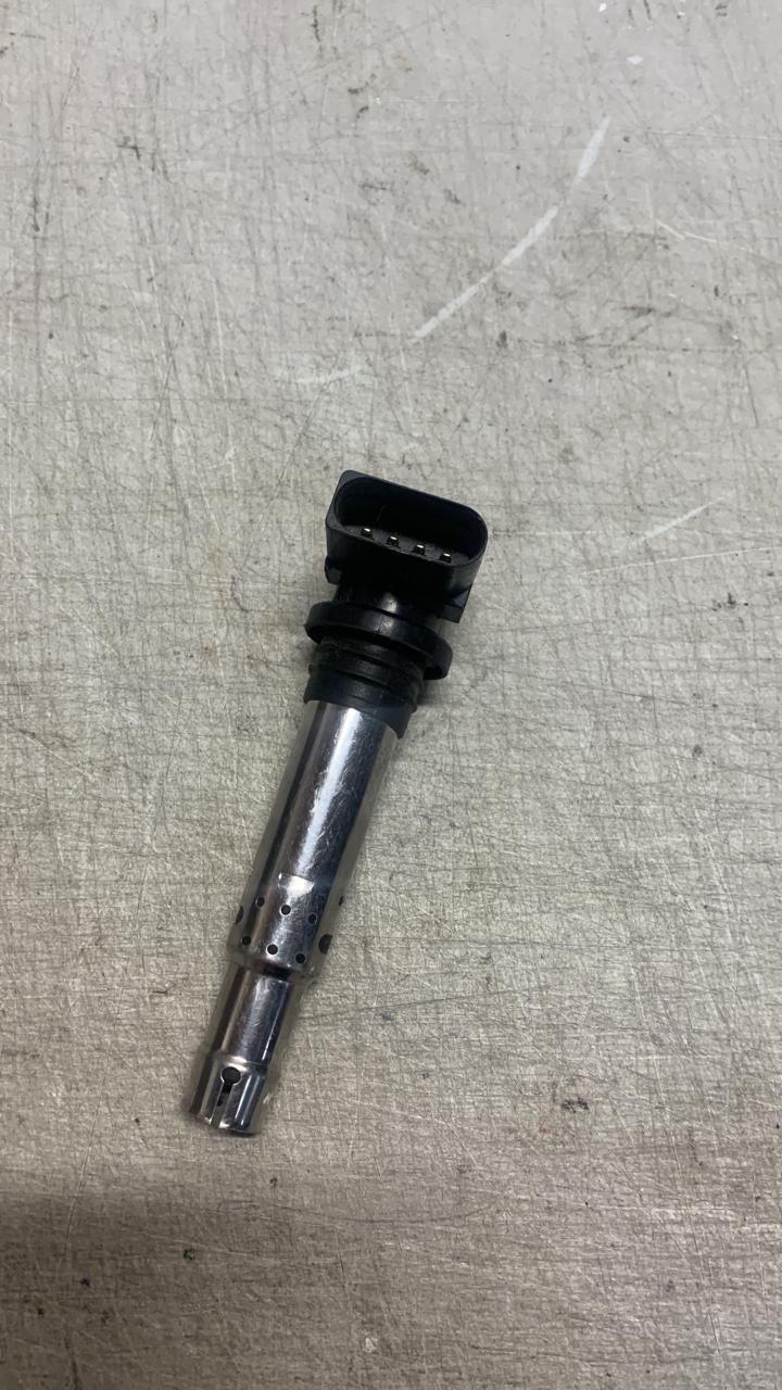 Катушка зажигания CCE1051 VW POLO/GOLF/BORA Scoda Fabia  036905715E