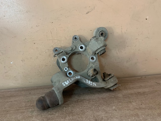 Кулак поворотный задний левый VOLVO S80 30666556