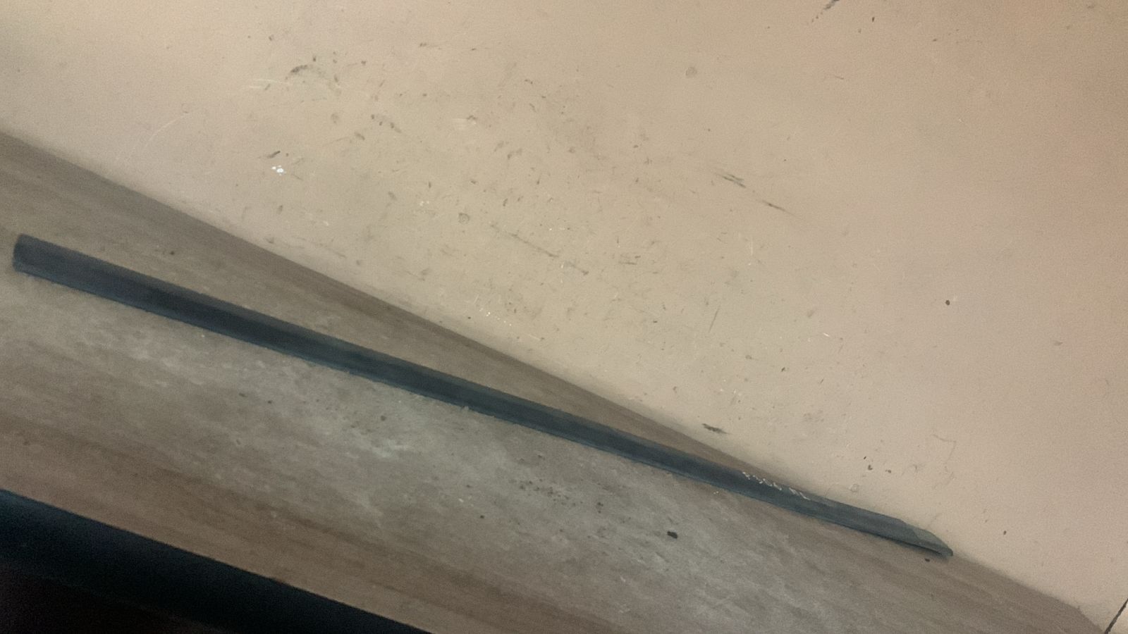 Молдинг передней левой двери Peugeot 306 1993-2003 (9635087477 8545T2)