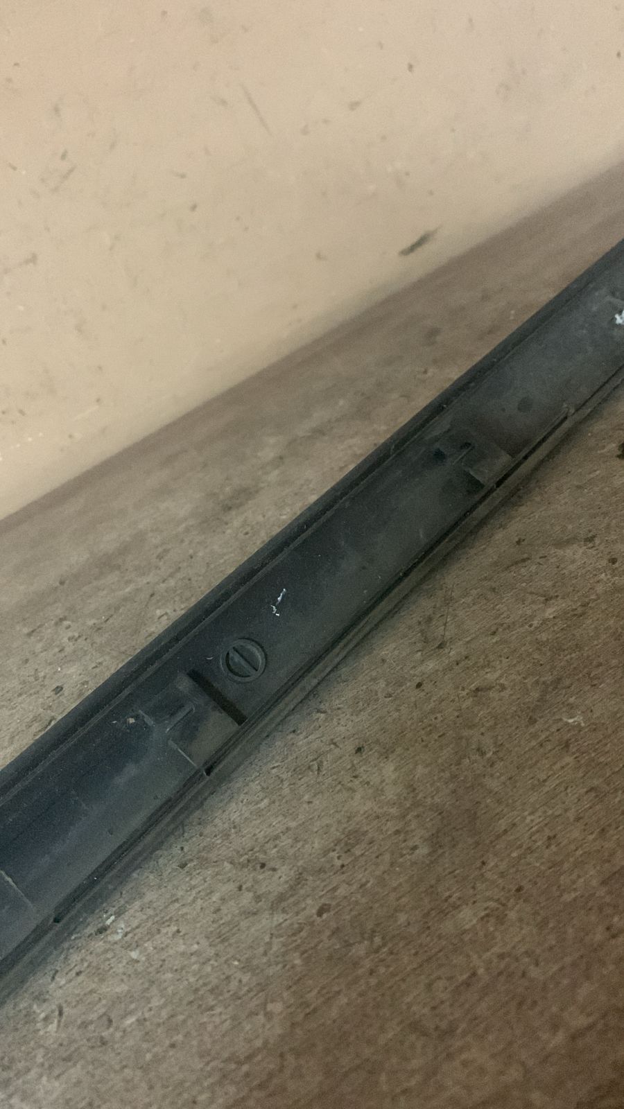 Молдинг передней левой двери Peugeot 306 1993-2003 (9635087477 8545T2)