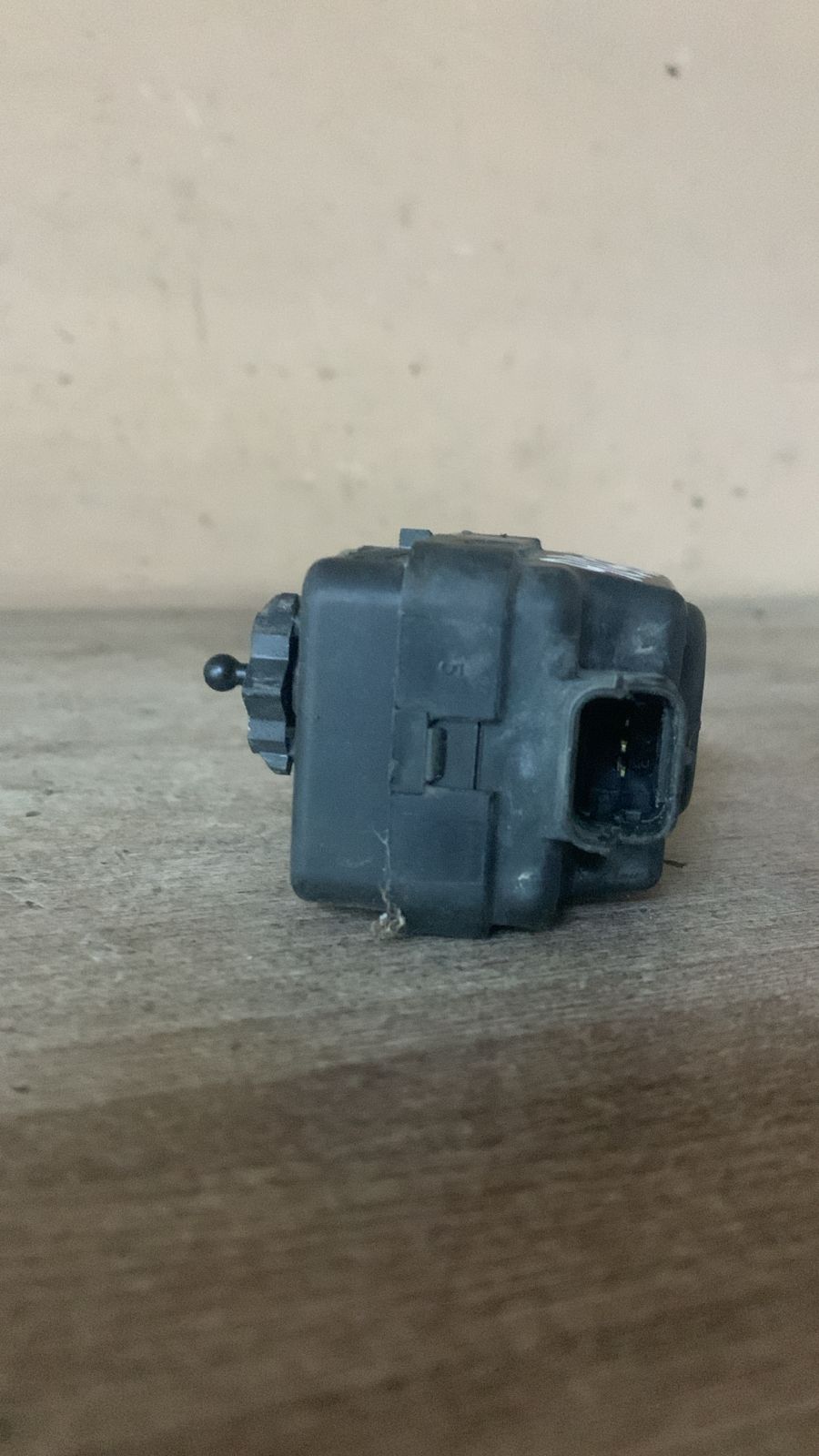 Моторчик корректора фары для Peugeot 406 1999-2004 6224C0