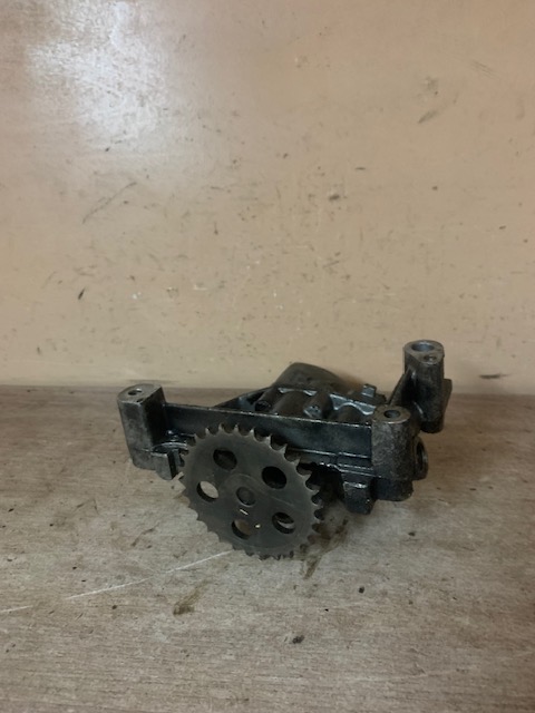 Peugeot 306 (1993-2003) Насос масляный Peugeot 406 1996  Peugeot 306 ( 9431217021  1,9 TDi)