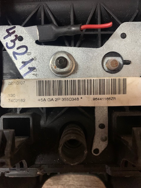 Подушка безопасности в рулевое колесо Peugeot 206 1998-2012 (ПОСЛЕ 2003 ГОДА НА 2 ПОДРЫВА  4112FW