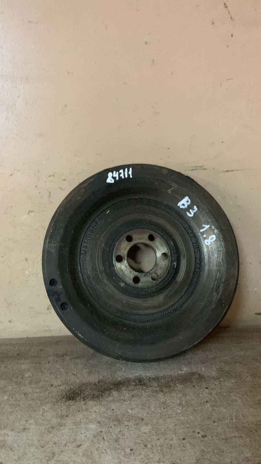 Маховик МКПП Volkswagen Passat B3  037105271K  1,8-2,0